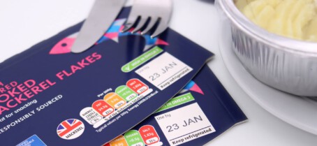 Food sleeves with BBD Food sleeve with best before date for ready meal