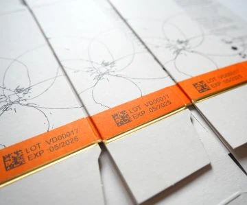 Cosmetic cartons Printed cosmetic cartons from aqua oleum