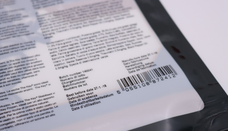 Pouch printed with ingredients list and variable information using thermal inkjet