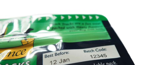 Pet food pouch printed with batch code and best before date using thermal inkjet technology