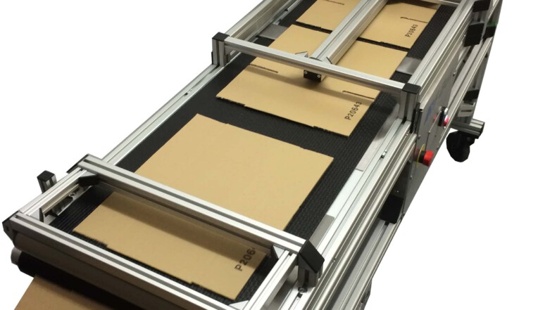 RF Case feeding outer cases