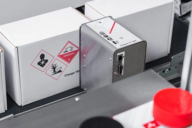 PP108 Bi-colour printing red and black warning label onto outer case