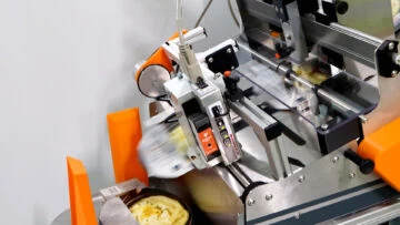 off-line feeding system from Rotech