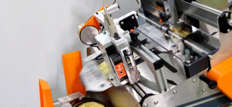 off-line feeding system from Rotech