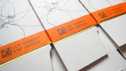 Aqua Oleum samples printed with GS1, lot and expiry